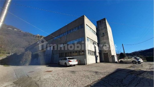 Como, Camnago Volta, via giovanni battista avignone