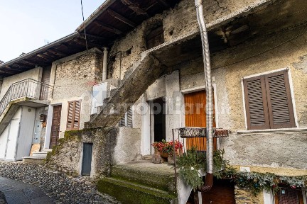 Bilocale via Prada 2, Montagna in Valtellina