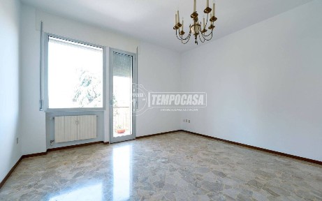 Trilocale via Angelo Massarotti, Cristo Re, Cremona