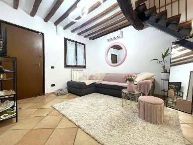 Trilocale via Passirano 43, Cavatigozzi, Cremona