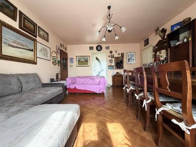 Quadrilocale via Ghisleri 12, Persichello, Persico Dosimo