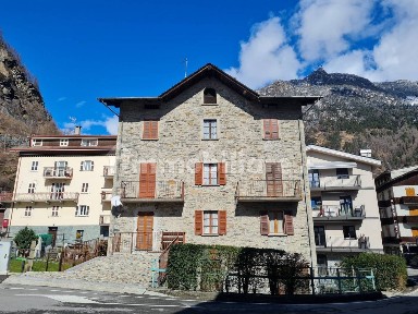 Chiesa in Valmalenco, Via Funivia, 3