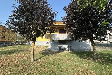 Bilocale via Indipendenza 3, Chieve