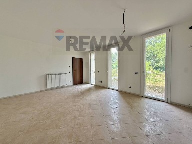 Trilocale via dosso Baroardo 31, Castelverde