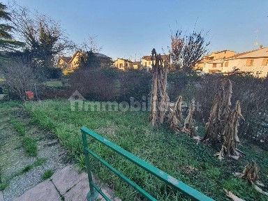 Appartamento largo Bernardino Campi, Centro, Pizzighettone