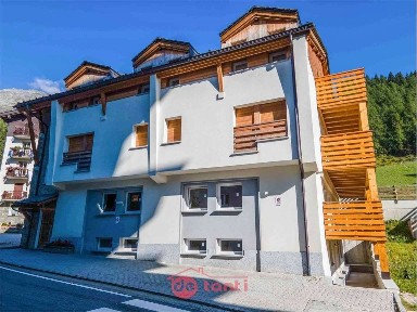 Appartamento via Innocenti De Giacomi, 7, Centro, Madesimo