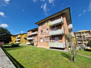 Trilocale via Zana 12, Cavatigozzi, Cremona