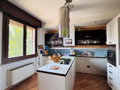 Trilocale via Della Concordia 28, Costa Sant'abramo, Castelverde