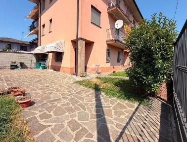 Bilocale via Salvo D'Acquisto 4, Vailate