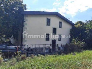 Appartamento all'asta via Giovanni Bertacchi, 333, Castione Andevenno