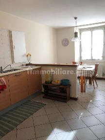 Trilocale via Longoni 27, Centro, Sondrio