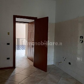Sondrio, Via Cesare Battisti, 80