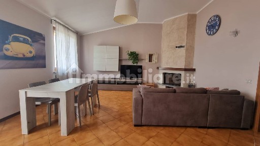 Trilocale via Cremona 73, Roggione, Pizzighettone