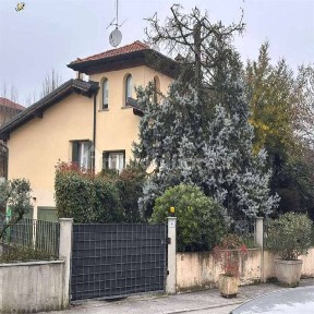 Appartamento all'asta via A. Volta 33, Pizzighettone