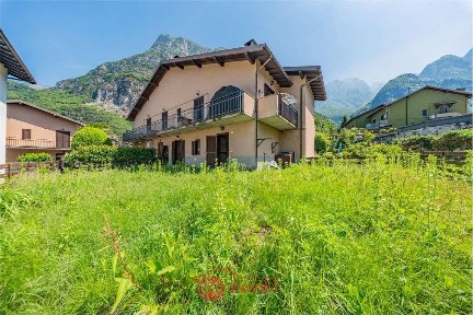 Trilocale via libero della briotta, Centro, Novate Mezzola