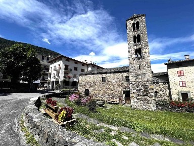 Trilocale via Fratelli Lazzaroni, Centro, Teglio