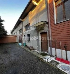Castelverde, Via Bergamo, 64