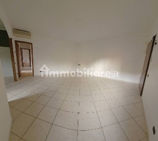Trilocale via Giuseppe Di Vittorio 21, Cavatigozzi, Cremona
