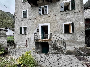 Appartamento via Barini, Centro, Chiavenna