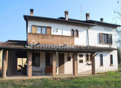 Castelvisconti, Cascina Motta