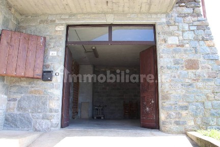 Montagna in Valtellina, Via Caparoni