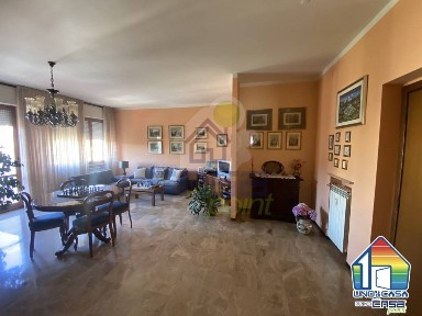 Quadrilocale via Piacenza, 37, Semicentro, Crema