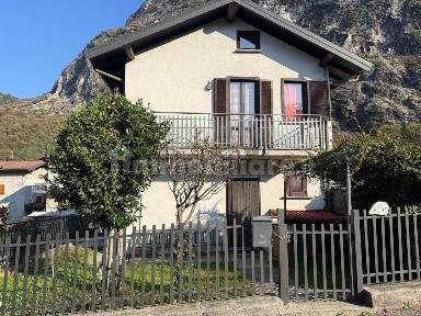 Monolocale Cacciatori delle Alpi 327, Centro, Novate Mezzola