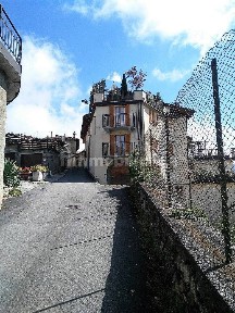 Trilocale ottimo stato, primo piano, Centro, Teglio