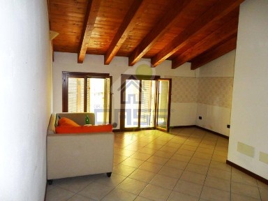 Gadesco-Pieve Delmona, Via Martiri della Libertaà n°16