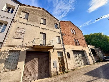 Casalmaggiore, Via Zuccari Fermo, 30