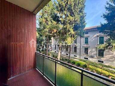 Appartamento via Dante 23, Centro, Cremona