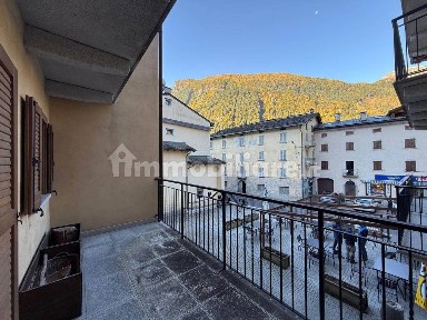 Bilocale piazza Sant' Antonio 4, Centro, Campodolcino