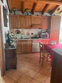 Bilocale via Spini 111, Centro, Lanzada