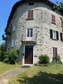 Appartamento buono stato, secondo piano, Torchione Moia, Albosaggia
