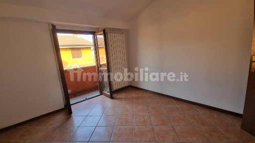 Trilocale via Casella 13, San Felice, Cremona