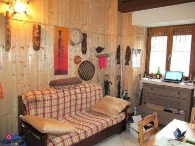Bilocale via Nesina, Castello dell'Acqua