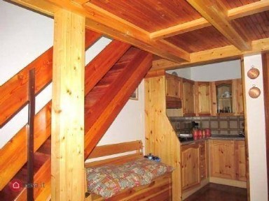 Trilocale via Pozzi, Centro, Teglio