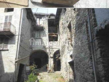 Berbenno di Valtellina, Via Vecchia, 11