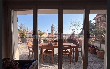 Quadrilocale piazza Sant' Abbondio, 1, Centro, Cremona