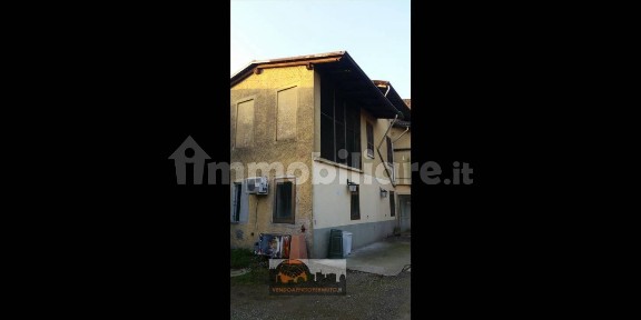 Trilocale via Regina della Scala, Soncino