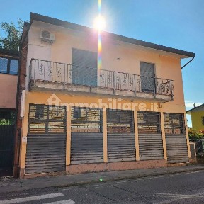 Paderno Ponchielli, Via Dante Alighieri, 5