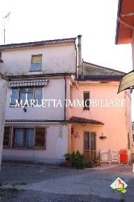 Trilocale buono stato, su più livelli, Centro, Sergnano