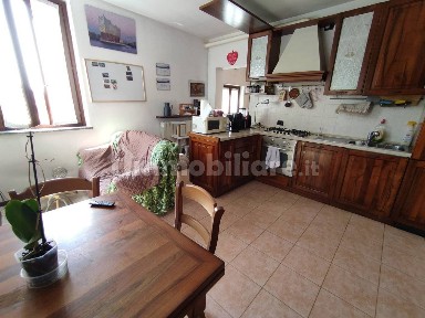 Trilocale buono stato, Persichello, Persico Dosimo