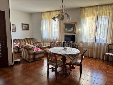 Trilocale via Giacomo Amendola 8, Centro, Stagno Lombardo