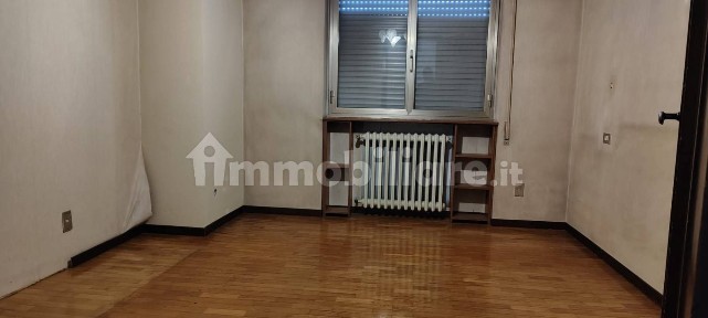 Quadrilocale buono stato, terzo piano, Semicentro, Crema