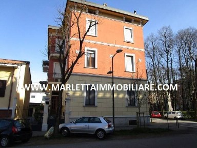 Bilocale ottimo stato, primo piano, Piazza Castello, Cremona