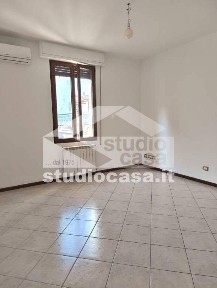 Bilocale buono stato, piano rialzato, Giuseppina - Villetta, Cremona