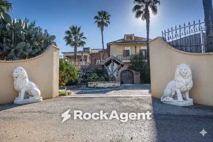 Villa plurifamiliare via Serra Ferlicchio, 11, Serraferlicchio, Montaperto, Giardina Gallotti, Agrigento
