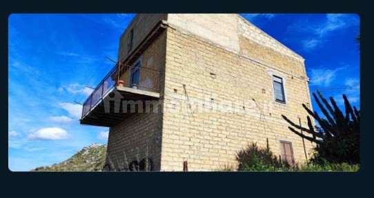 Villa all'asta Contrada Figotto di Andolina, Naro