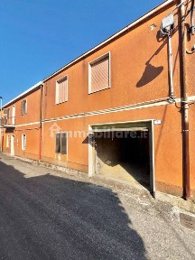 Terratetto plurifamiliare via Caprera 5, Dualchi